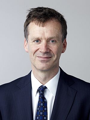Professor Miles Padgett FRS (cropped).jpg