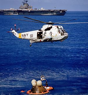 SH-3 Sea King of HC-1 recovers Apollo 17 astronauts off USS Ticonderoga (CVS-14), 19 December 1972 (Ap17-S72-55974)