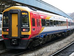 South West Trains 158789 at Bristol Temple Meads 2005-12-07 03
