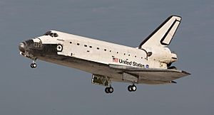 Space Shuttle Atlantis landing at KSC following STS-122 (crop)