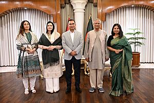 Tarique Rahman and his family members with Chief Adviser Professor Muhammad Yunus at the State Guest House Jamuna in Dhaka (Thursday, January 15, 2026)