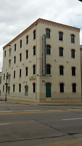 Thomas Driver & Sons Manufacturing Company Front View 134 S. Main St., Racine, WI.jpg