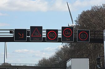 Verkehrszeichen auf der Bundesautobahn 20090320 001