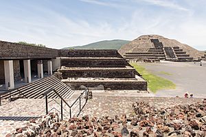 15-07-13-Teotihuacan-RalfR-WMA 0257