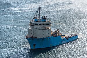 2017-10-07 01 MAERSK DISPATCHER - IMO 9298909 in St. John's NL CAN