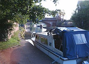 Bridgewater Canal Stockton Heath Warrington 01Aug04