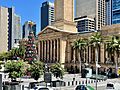 Christmas tree outside Brisbane City Hall, Australia in 2020, 04