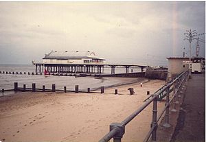 Cleethorpes, North Pier and sands - geograph.org.uk - 1707209