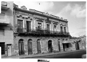 Fachada del conventillo Medio Mundo - 1420FMHB