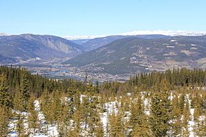Gudbrandsdalen sett nordover fra vegen opp mot Gålå - Gudbrandsdal Valley Norway