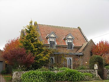 House in Robertson, NSW.jpg