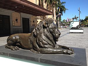 Lion sculptures, King George Square in 12.2013