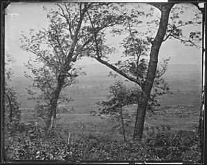 Orchard Knob from Missionary Ridge, Tenn., 1864 - NARA - 524954