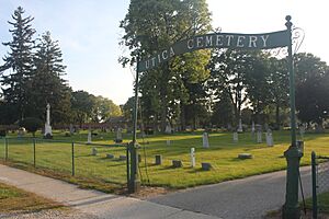 Utica Cemetery