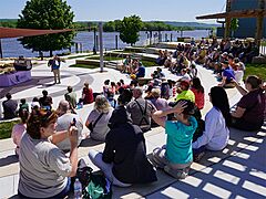 Wabasha-MN-Riverfront-Amphitheater-Crowd