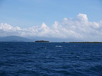 Woody Island - 2013.04 - panoramio.jpg