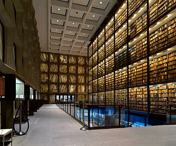 Beinecke Rare Book & Manuscript Library Interior (34254026911)