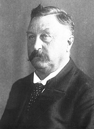 Bundesarchiv Bild 183-R18733, Constantin Fehrenbach (cropped).jpg