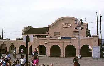 Davis station, February 1984.jpg