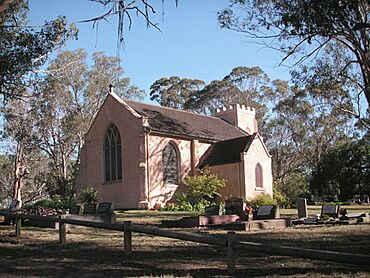 Denham Court Anglican Church 2.jpg