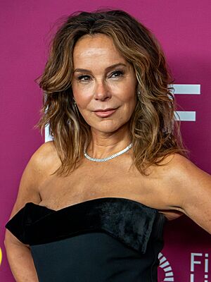 Jennifer Grey at the 2024 New York Film Festival 2 (cropped).jpg