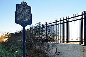 Philip Syng Jr Historical Market at S Front near Market Sts Philadelphia PA (DSC 4764)