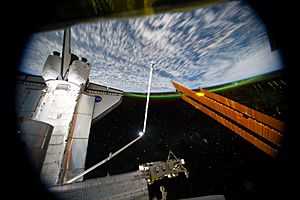 STS-135 Atlantis and Southern Lights