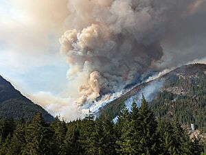 Sourdough Fire from Pyramid Lake Trailhead - August 4, 2023