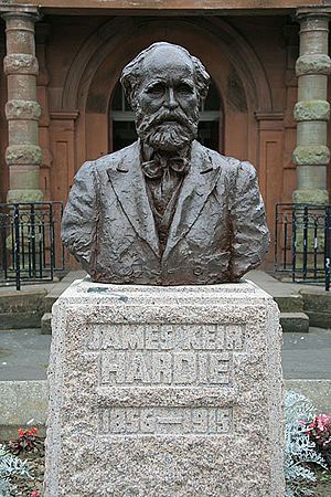 The James Keir Hardie Bust - geograph.org.uk - 982563