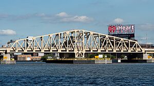 Willis Avenue Bridge 20160917-jag9889