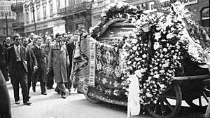 Înmormântarea lui Panait Istrati, apr 1935
