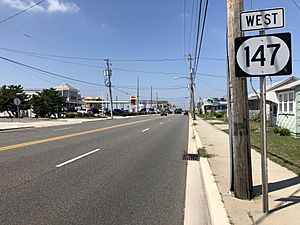 2018-08-09 13 16 00 View west along New Jersey State Route 147 (Spruce Avenue) just west of Delaware Avenue in North Wildwood, Cape May County, New Jersey
