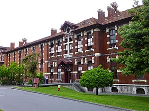 Bilbao - Hospital Universitario de Basurto 10
