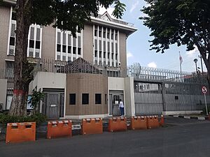 Consulate-General of Japan in Surabaya, photo by Calla Clarissa (2018-04-26)