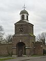 Gateway-Clocktower at Purfleet - geograph.org.uk - 323278