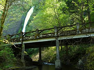 Horsetail Creek Bridge - HCRH Oregon