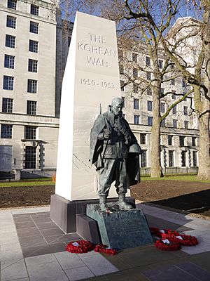 Korean War Memorial, London 2014-12-19 - 21