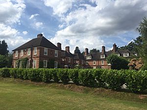 Lound Hall, Bothamsall. (geograph 4625392)