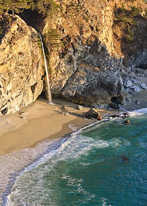 McWay Falls Big Sur September 2012 002.jpg