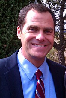 Andy Buckley filming at Texas State University (cropped).jpg