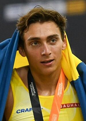 Armand Duplantis(cropped) Budapest 2023.jpg