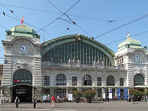 Basel, station Basel SBB foto1 2013-07-20 10.31