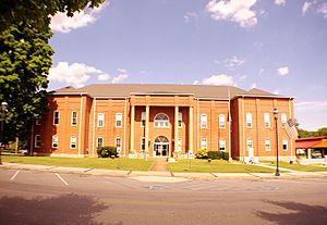 Bledsoe County Courthouse in Pikeville