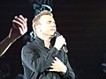 Gary Barlow on stage in 2009
