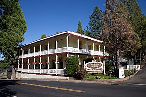 Groveland Hotel-2