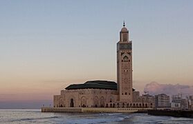 Hassan 2 Mosque (cropped)