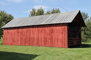 Hay Shed Bar U Ranch ID 2934