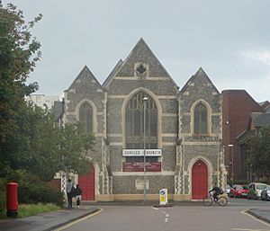 Jubilee Pentecostal Church, Somers Road, Southsea (August 2017) (4)