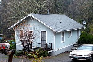 Pacific Spruce Saw Mill Tentant Houses 146 - Toledo Oregon