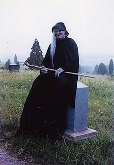 Photo of Tall Betsy, Fort Hill Cemetery, 1993